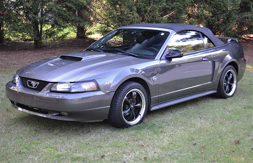 Mustang 2004 40th Anniversary Edition